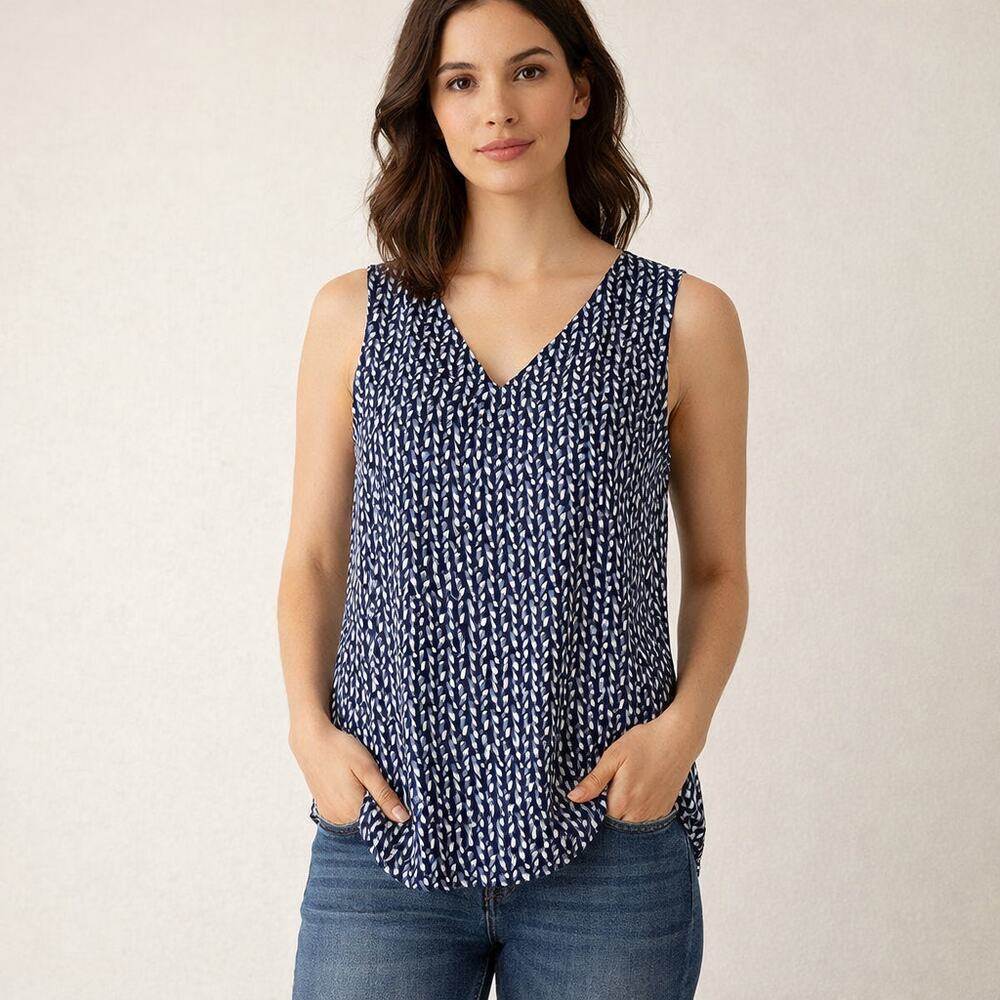 Banana Republic Navy and White Geometric Women's Top Size Small